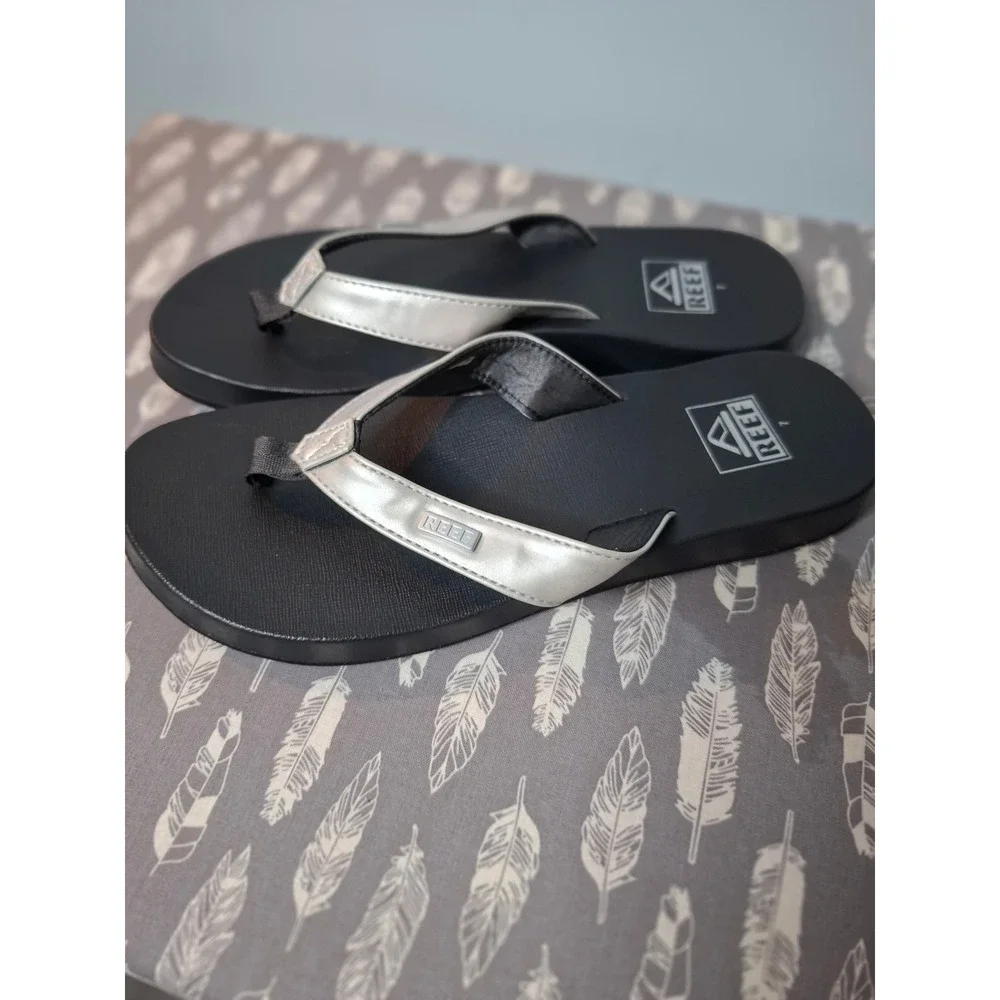 Reef Sandy Womens Flip Flop Sandals Black Metallic Silver Size 7